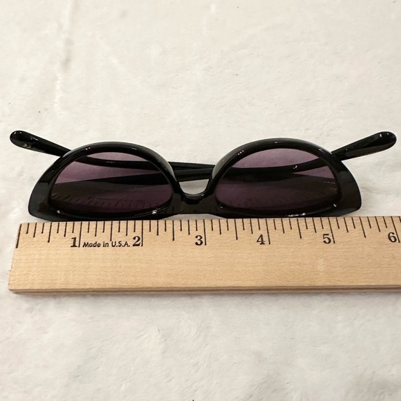Velvet Lily Sunglasses Black Cat Eye Gold Accent Trim Gray Purple Lenses UV pro main image 8